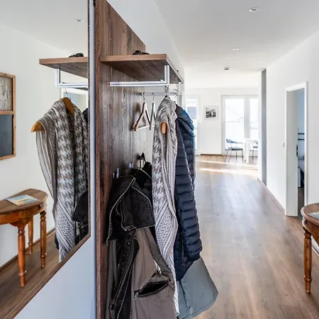 Hangar 19 Superior Mit Terrasse Und Garten H1w2 Schwerin (Mecklenburg-Vorpommern)