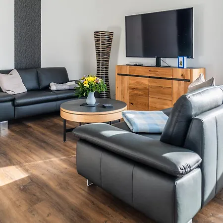 Hangar 19 Superior Mit Terrasse Und Garten H1w2 * Schwerin (Mecklenburg-Vorpommern)