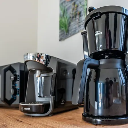 Hangar 19 Superior Mit Terrasse Und Garten H1w2 *